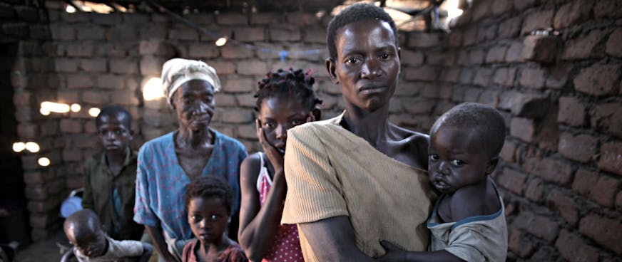 Kwetsbare familie in Afrika, SOS Kinderdorpen